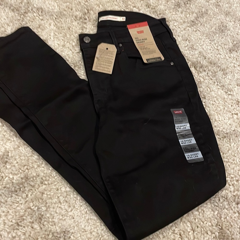 NWT LEVIS 721 HIGH RISE SKINNY